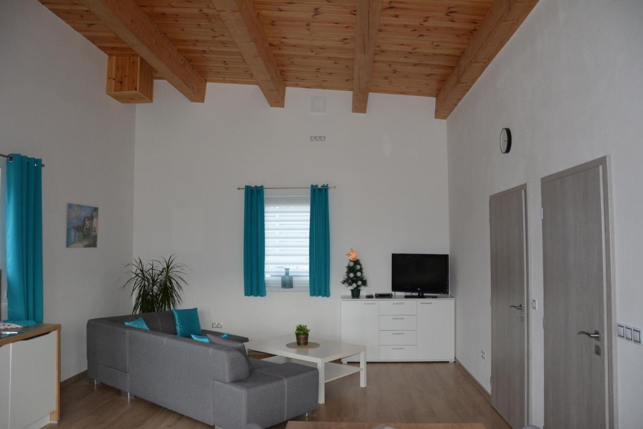 Apartmany U Evy Lipno nad Vltavou Exterior photo
